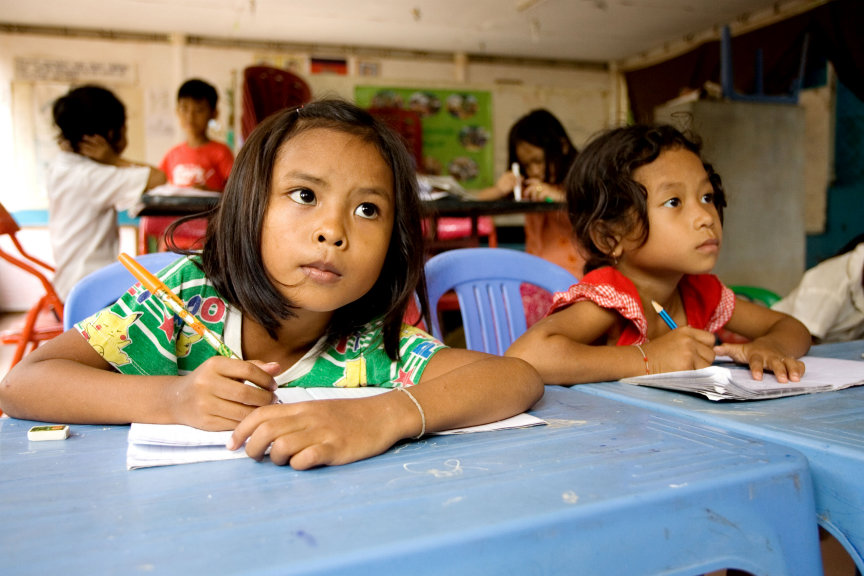 A classroom in Battambang, Cambodia (Photo: Baha’i World Centre)